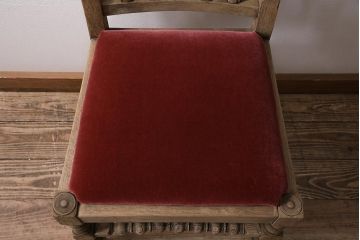 アンティーク家具　イギリスアンティーク　ストリップド(剥離)　オーク材　凝った意匠のダイニングチェア(椅子)(R-045944)