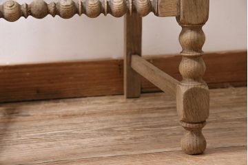 アンティーク家具　イギリスアンティーク　ストリップド(剥離)　オーク材　凝った意匠のダイニングチェア(椅子)(R-045944)