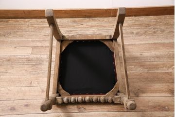 アンティーク家具　イギリスアンティーク　ストリップド(剥離)　オーク材　凝った意匠のダイニングチェア(椅子)(R-045944)