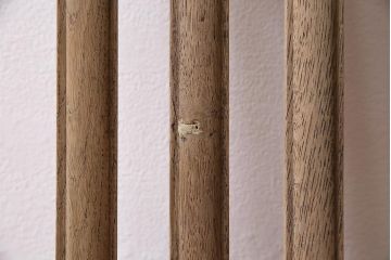 アンティーク家具　イギリスアンティーク　ストリップド(剥離)　オーク材　凝った意匠のダイニングチェア(椅子)(R-045945)