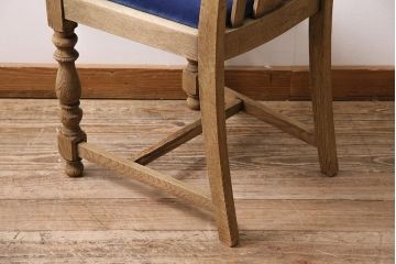 アンティーク家具　イギリスアンティーク　ストリップド(剥離)　オーク材　素朴な木味のダイニングチェア(椅子)(R-045947)