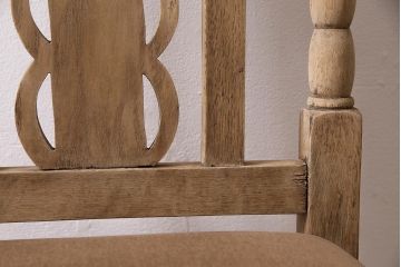 アンティーク家具　イギリスアンティーク　ストリップド(剥離)　オーク材　素朴な木味のダイニングチェア(椅子)(R-045949)