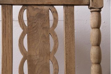 アンティーク家具　イギリスアンティーク　ストリップド(剥離)　オーク材　素朴な木味のダイニングチェア(椅子)(R-045949)