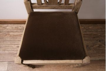 アンティーク家具　イギリスアンティーク　ストリップド(剥離)　オーク材　素朴な木味のダイニングチェア(椅子)(R-045949)