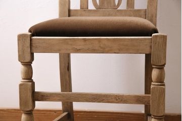 アンティーク家具　イギリスアンティーク　ストリップド(剥離)　オーク材　素朴な木味のダイニングチェア(椅子)(R-045949)