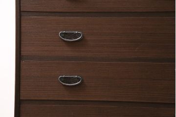 中古　伝統工芸品　衣装盆付き　牡丹の前飾りが素敵な重ね加茂総桐箪笥(総桐たんす、和タンス、衣装箪笥、着物箪笥)(定価約120万円)(R-045953)