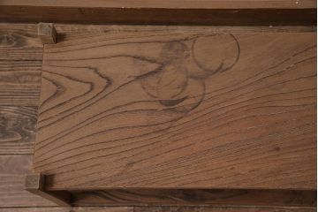 アンティーク家具　総ケヤキ材　味のあるシンプルな飾り棚(飾棚)(R-045959)