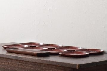 鎌倉彫木製銘々皿8枚　大阪屋軽井沢彫トレー(長皿、在銘)(R-045966)