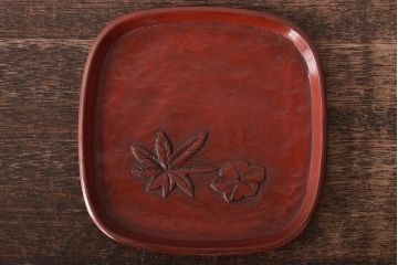 鎌倉彫木製銘々皿8枚　大阪屋軽井沢彫トレー(長皿、在銘)(R-045966)