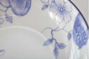イギリス　WEDGWOOD　ウェッジウッド　ブループラム・ワイルドストロベリー・ハンティングシーン　カップ&ソーサー3客セット(洋食器)(R-045972)