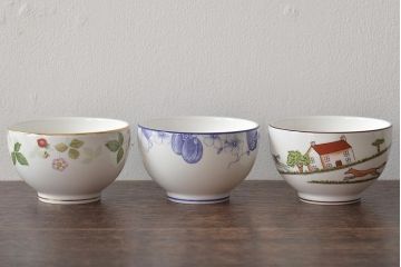 イギリス　WEDGWOOD　ウェッジウッド　ブループラム・ワイルドストロベリー・ハンティングシーン　カップ&ソーサー3客セット(洋食器)(R-045972)