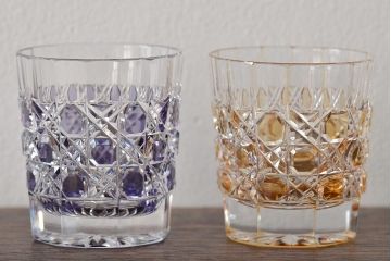 切子　赤紫黄色　グラス4客セット(タンブラー、コップ、盃、工芸ガラス、硝子)(R-045975)