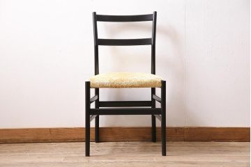 中古　Cassina(カッシーナ)　GIO PONTI(ジオ・ポンティ)　646*　和を感じるモダンなチェア(椅子、ダイニングチェア)(定価約10万円)(R-045982)