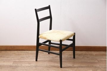 中古　Cassina(カッシーナ)　GIO PONTI(ジオ・ポンティ)　646*　和を感じるモダンなチェア(椅子、ダイニングチェア)(定価約10万円)(R-045983)