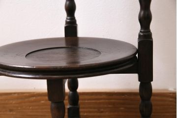 イギリスアンティーク　オーク材　パーティーやティータイムにぴったりのケーキスタンド(ラック、棚、スタンド)(R-045993)
