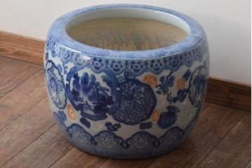 アンティーク雑貨　大正〜昭和初期　宝尽しの図　瀬戸火鉢(鉢カバー)(R-045996)