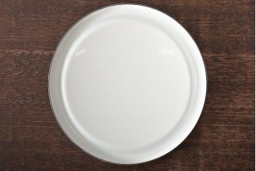 Le Creuset　ル・クルーゼ　オレンジ・テリーヌレクタ32cm　　ホワイト・琺瑯キャセロール　2点セット(ホーロー、鍋、ココット、両手鍋)(R-046001)
