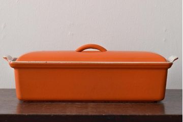 Le Creuset　ル・クルーゼ　オレンジ・テリーヌレクタ32cm　　ホワイト・琺瑯キャセロール　2点セット(ホーロー、鍋、ココット、両手鍋)(R-046001)