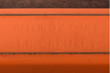 Le Creuset　ル・クルーゼ　オレンジ・テリーヌレクタ32cm　　ホワイト・琺瑯キャセロール　2点セット(ホーロー、鍋、ココット、両手鍋)(R-046001)