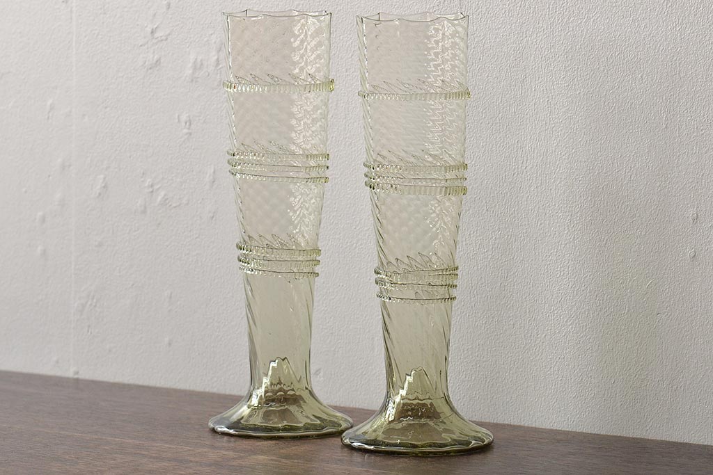 イタリア　ベネチアンガラス　八角形　グリーン　緑　グラス2客セット(コップ、ペアグラス、ヴェネチアングラス)(R-046003)