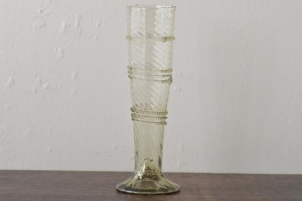 イタリア　ベネチアンガラス　八角形　グリーン　緑　グラス2客セット(コップ、ペアグラス、ヴェネチアングラス)(R-046003)