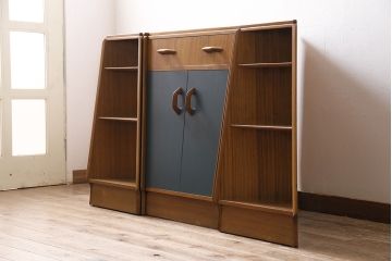 ヴィンテージ家具　北欧ビンテージ　ペイント　レア!　G-PLAN(ジープラン)　珍しいユニットタイプのコーナーキャビネット(ユニットキャビネット、テレビボード、デスク、在宅ワーク、在宅用)(R-046013)