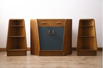 ヴィンテージ家具　北欧ビンテージ　ペイント　レア!　G-PLAN(ジープラン)　珍しいユニットタイプのコーナーキャビネット(ユニットキャビネット、テレビボード、デスク、在宅ワーク、在宅用)(R-046013)