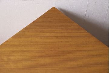 ヴィンテージ家具　北欧ビンテージ　ペイント　レア!　G-PLAN(ジープラン)　珍しいユニットタイプのコーナーキャビネット(ユニットキャビネット、テレビボード、デスク、在宅ワーク、在宅用)(R-046013)
