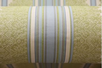 中古　海外輸入品　北欧風のファブリックがお洒落なカウチソファ(ベンチソファ、2人掛け)(R-046021)