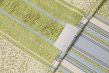 中古　海外輸入品　北欧風のファブリックがお洒落なカウチソファ(ベンチソファ、2人掛け)(R-046021)