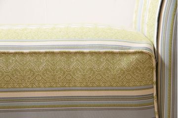 中古　海外輸入品　北欧風のファブリックがお洒落なカウチソファ(ベンチソファ、2人掛け)(R-046021)