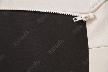 中古　NATUZZI(ナツッジ)　Italsofa(イタルソファ)　本革　イタリアモダンな1Pソファ(アームチェア、一人掛け)(R-046023)