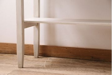 アンティーク家具　棚付き　ホワイトペイントがナチュラルなコンソールテーブル(机)(R-046026)