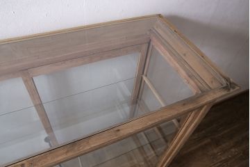 アンティーク家具　ストリップド(剥離)　栗材　品格のあるガラスケース(ショーケース、飾り棚、陳列棚、什器)(R-046028)