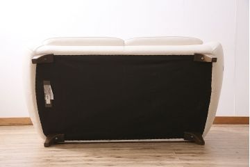 中古　NATUZZI(ナツッジ)　Italsofa(イタルソファ)　本革　ミッドセンチュリーなイタリア製の2人掛けソファ(ラブソファ)(R-046030)