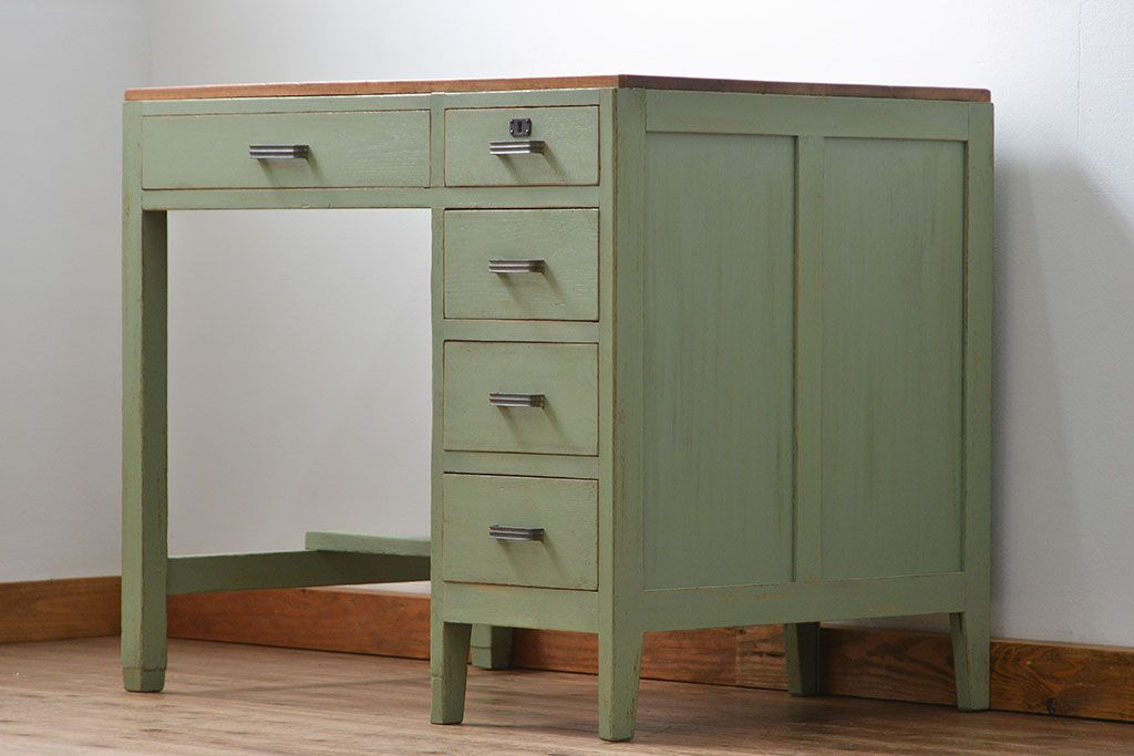 レトロ家具　小振りでかわいいペイントデスク(片袖机)(R-046036)