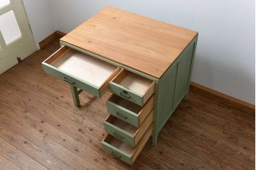 レトロ家具　小振りでかわいいペイントデスク(片袖机)(R-046036)