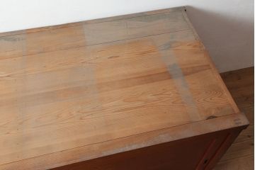 アンティーク家具　大正期　シンプルなつくりの重ね収納箪笥(水屋箪笥、キャビネット、食器棚、戸棚、夜具箪笥、布団箪笥)(R-046039)