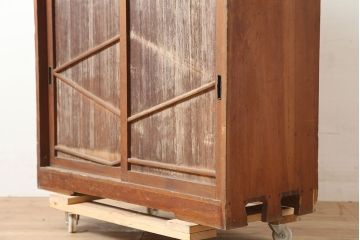 アンティーク家具　昭和初期　レトロな雰囲気漂う下駄箱(戸棚、収納棚)(R046041)