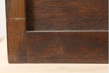 中古　松本民芸家具　当店リメイク　落ち着いた雰囲気が魅力的な収納棚(靴箱、下駄箱、キャビネット)(定価約60万円)(R-046046)