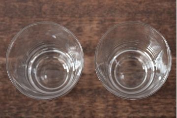 北欧　iittala　イッタラ　アールネ　グラス2客　カステヘルミ　カップ&ソーサー(洋食器)(R-046067)