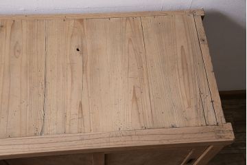 アンティーク家具　明治大正期　ストリップド(剥離)　前面ケヤキ材　年月を重ねた木肌が味わい深い戸棚(収納棚、和タンス)(R-046076)
