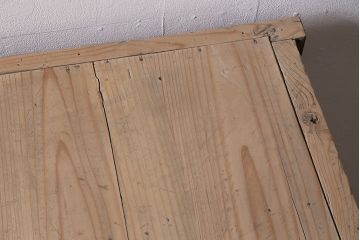 アンティーク家具　明治大正期　ストリップド(剥離)　前面ケヤキ材　年月を重ねた木肌が味わい深い戸棚(収納棚、和タンス)(R-046076)