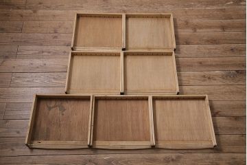 レトロ家具　ストリップド(剥離)　素朴な木味が魅力の昭和レトロな糸ケース(小引き出し)(R-046080)
