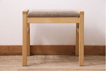 中古　国産　オーク材　ナチュラルテイストにおすすめなスツール(椅子)(R-046083)