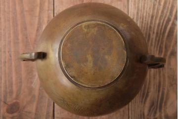 大正〜昭和初期　波千鳥の図　銀象嵌　真鍮薄端　花瓶(華道)(R-046100)