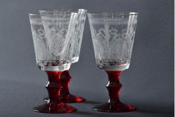 KAGAMI　カガミクリスタル　ワイングラス3点(切子、エッチング)(R-046103)