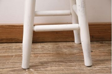 アンティーク家具　昭和初期　さわやかなホワイトペイントのスツール(木製チェア、丸椅子)(R-046109)