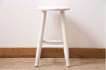アンティーク家具　昭和初期　さわやかなホワイトペイントのスツール(木製チェア、丸椅子)(R-046109)