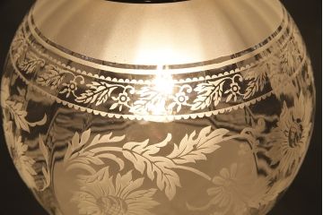 ヴィンテージ照明　イギリスビンテージ　優雅な雰囲気を高めるペンダントライト(吊り下げ照明、天井照明)(R-046113)